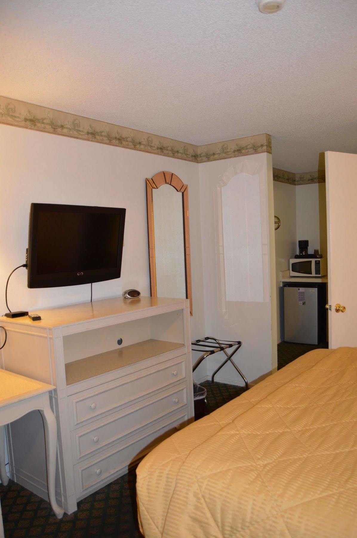Town House Motel Ланкастер Экстерьер фото
